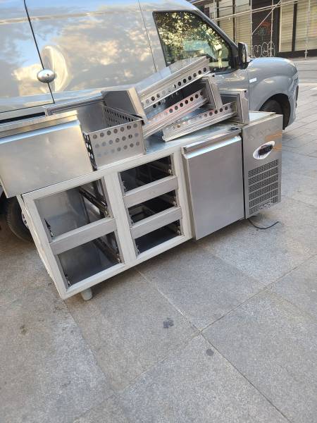 Entreprise pour remplacement de tables refrigerees encastrer cuisine restaurant Marseille 13001